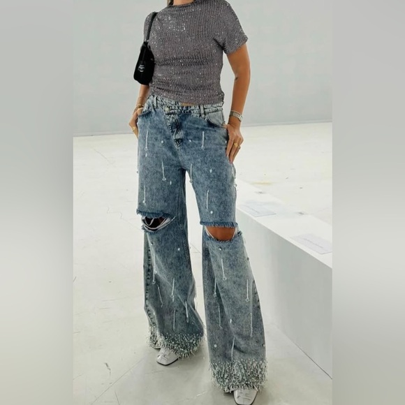 NWT ITMFL Embellished Distressed Flare Jeans - Picture 12 of 12